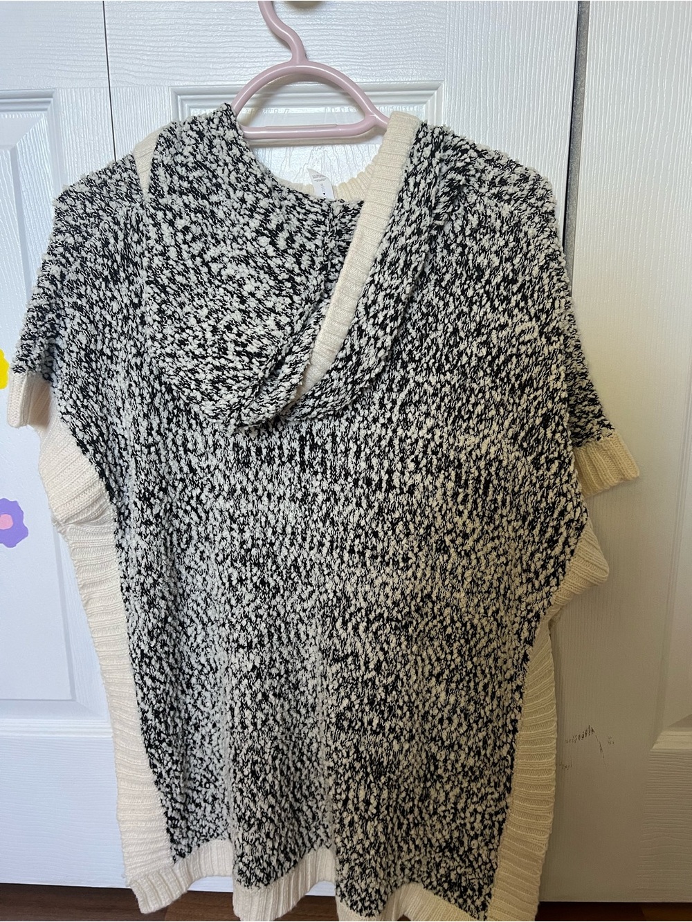 Knit sweater - Picture 2 of 2